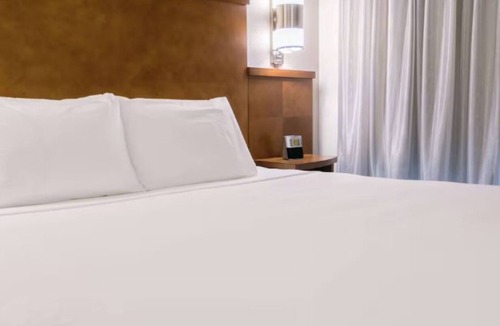 Franklin Hotel | Franklin Retreat with Free Breakfast, Pool, and Short Trip to Nashville