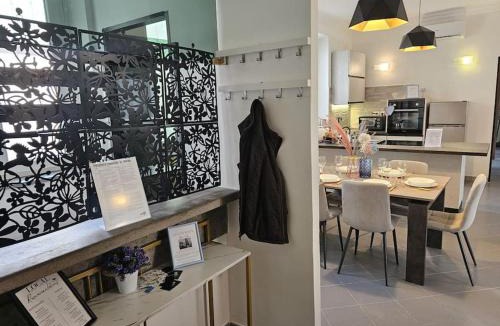 Frascati Apartment | Frascati Fountain 4 bdr deluxe apt 30 min to Rome