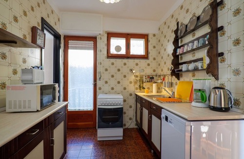 Comero House | Freistehendes 4½-zimmer-haus mit 3 Terrassen und Wundervoller Seesicht