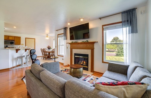 South Bend House | Game Day Ready Home w/Yard: 4 Mi to Notre Dame