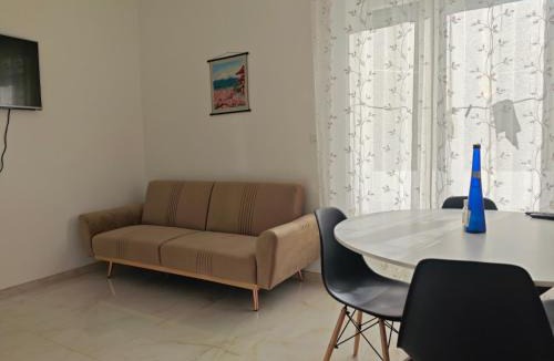 Rivarolo Ligure Apartment | Genova Metro Apartment