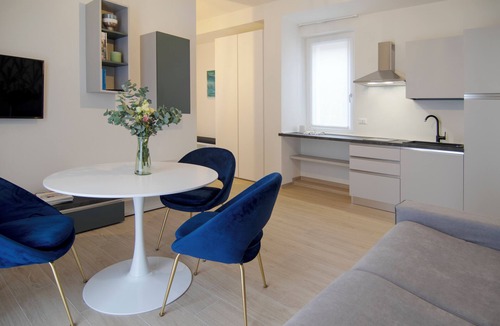 Stresa House | GIGI SUITES&APARTMENTS