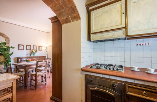 San Vivaldo Apartment | Gorgeous apartment in Montaione