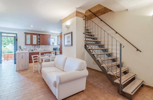Mondavio House | Gorgeous home in Mondavio -PU-
