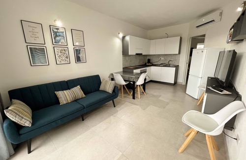 Torre Grande Apartment | Graceful apartment near the beach