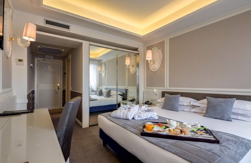 Centro Storico Hotel | Grande Albergo Roma