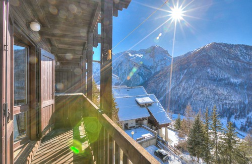 Grangesises Apartment | Grange Romantic Retreat Mountain View, Sestriere (Grange Sises), Italy
