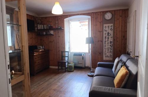 Campertogno Apartment | Ground floor apartment with garden