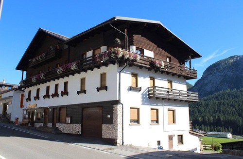 Granvilla Apartment | Ground floor apartment with terrace Sappada center