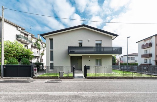 Guizza Apartment | Guerrazzi New Flat - Private parking