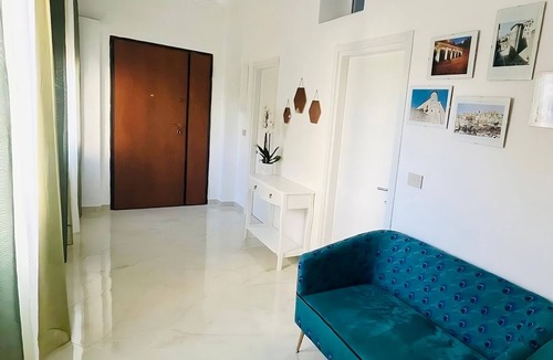 Zungoli Bed & Breakfast | Guest House " La Corte" - Royal Purple. Elegance and refinement.