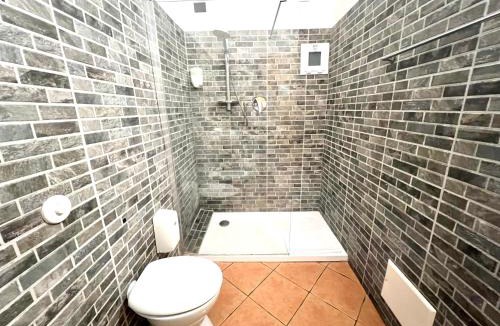 Carignano House | Guest House Virginia's Rooms-Private free Parking and Top Carignano District