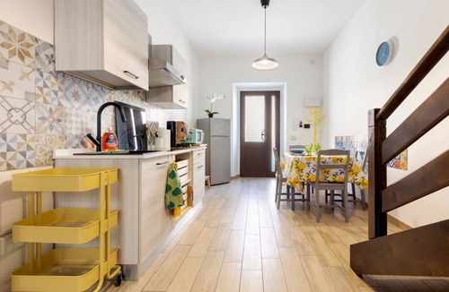 Selargius Apartment | GuestHost - My Little Pink House