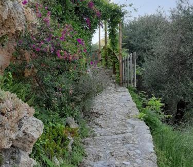 Finale Ligure Bed & Breakfast | Guesthouse Contrada Bolla