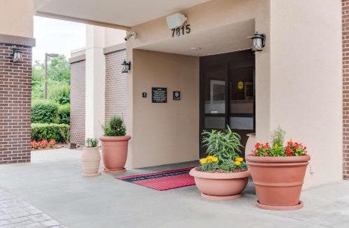 Bellevue Hotel | Hampton Inn Bellevue/Nashville I-40 West