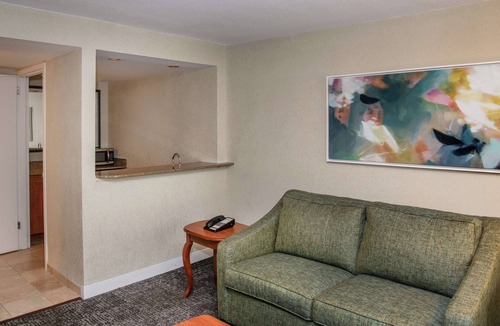 Cedar Knolls Hotel | Hampton Inn Parsippany