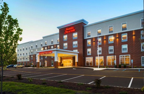 Martinsville Hotel | Hampton Inn & Suites Bridgewater, NJ