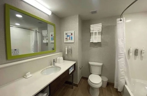 Somerset Hotel | Hampton Inn & Suites Somerset