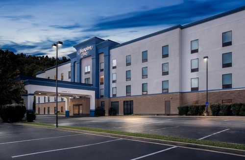 Huntington Hotel | Hampton Inn University Area, Huntington, Wv