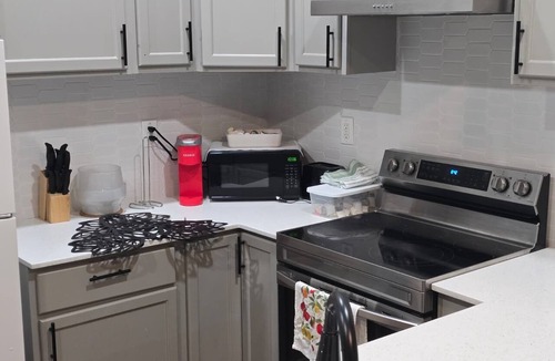 Near Northside Apartment | Haniels Place - Unit A