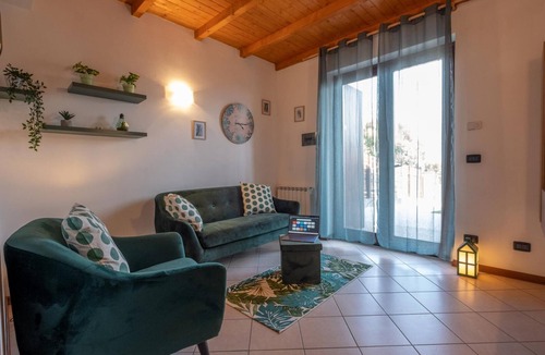 Zorzino Apartment | Happy Guest Apartments Lake and Green Oasis