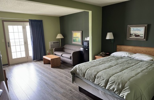Kewaunee Hotel | Harbor Lights Lodge