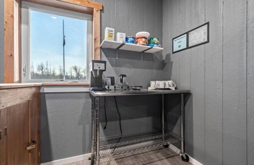 Harbor Beach House | HarborBeach Haven & Event Lodge! 300` of Lakefront