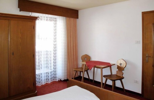 St. Valentin auf der Haide Apartment | Haupthaus Schönblick (SVH121) by Interhome