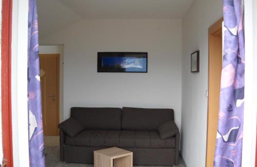 Caldaro Sulla Strada del Vino Apartment | Haus Tirol