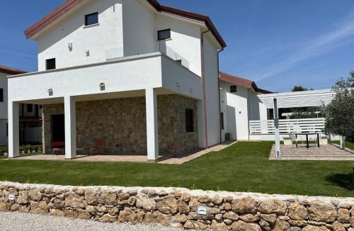 Laura House | Hera Paestum Suite con Piscina privata