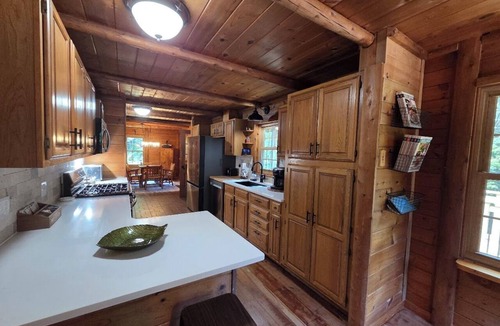 Roaring Branch House | Highlands Hideaway - Secluded 4BR Forest Gem