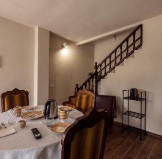 Quarti Apartment | Hillside Escape