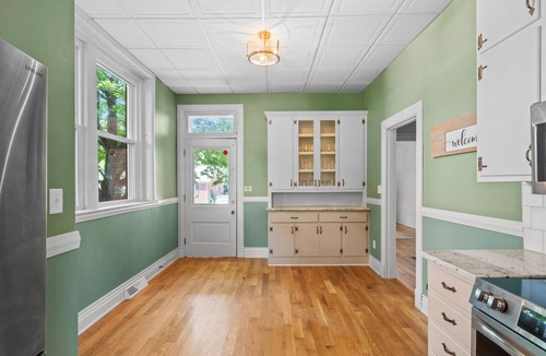 Elizabethtown House | Historic 5-bedroom house in downtown Etown