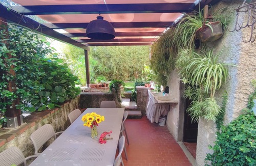 Arezzo Apartment | Historic Frescoed Apartment with garden in the center of Arezzo