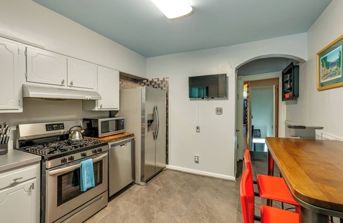 Georgetown House | Historic Georgetown Townhome: Walkable Location!