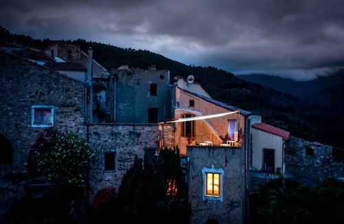 Calice Ligure House | Historic house surrounded by greenery, near outdoor activities and sea