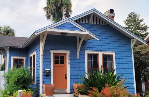 Duckpond House | Historic one bedroom Home- Walk to Downtown