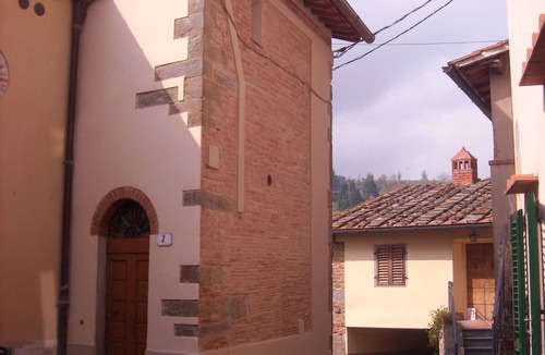Montegonzi Apartment | Historic residence located in the Chianti slopes