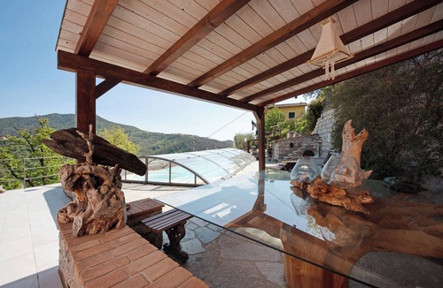 Casarza Ligure Apartment | Holiday Apartment "Villa Lice - Sciacchetrà" with Mountain View, Shared Garden & Wi-Fi