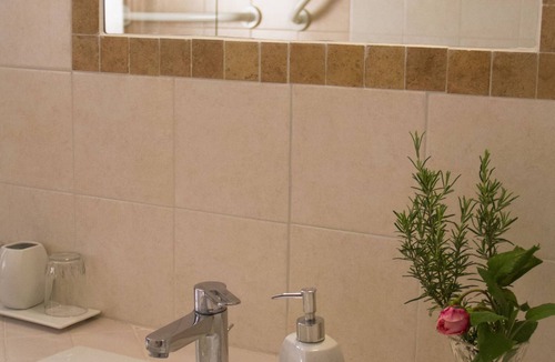 Teverina di Cortona Apartment | Holiday Apartment Il Piccolo Noce - Lavender Apartment