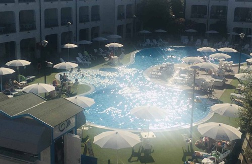 Lido di Spina Apartment | Holiday apartment with outdoor pool