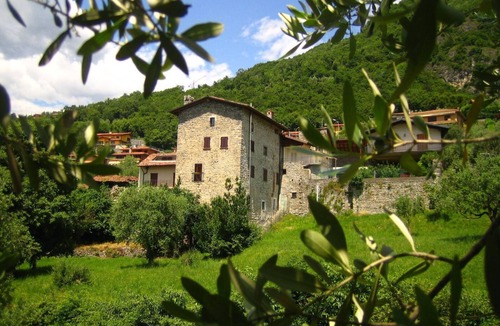 Zorzino Apartment | Holiday apartment Riva di Solto for 1 - 4 persons with 1 bedroom - Twin house