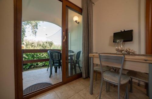 Mattinata House | Holiday Apartment orchidea with swimming pool and private beach -3