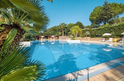Palinuro Apartment | Holiday apartment surrounded by Mediterranean nature with grill