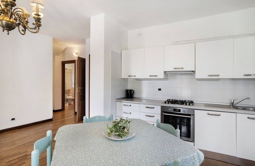 Gorleri Apartment | Holiday Apartment "Villa Isabella Casa Lucia" with Sea View, Shared Terrace & Wi-Fi