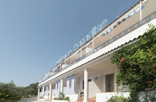 Peschici Condo | Holiday complex with pool, 5 minutes from the beach, panoramic sea views