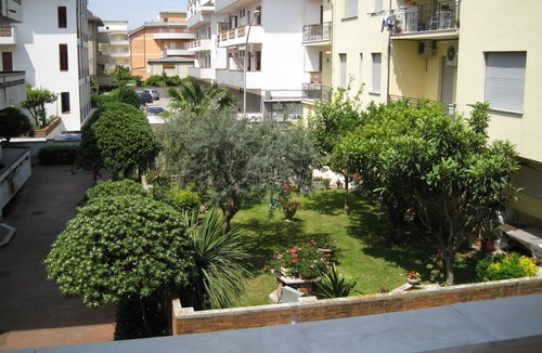 Francavilla al Mare Apartment | Holiday Dreams, Sunny