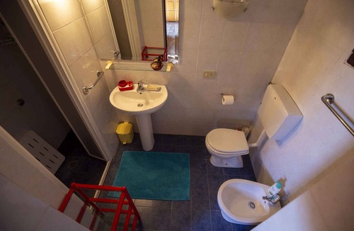 Gavorrano House | Holiday home at the edge of the forest with parking