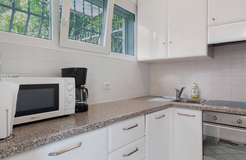 Brezzo di Bedero House | Holiday Home 'Belvedere36' with Lake View, Garage and Air Conditioning