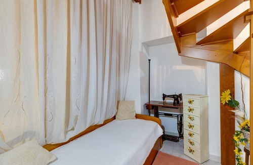 Mogoro House | Holiday Home Casa Campidanese with Terraces & Air Conditioning